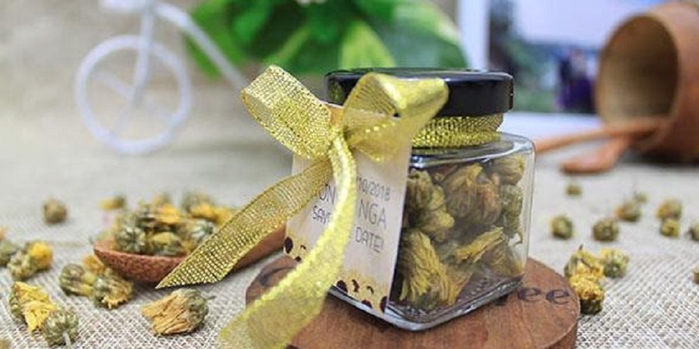 Các gợi ý tặng quà cho bạn bè vào dịp tết từ quà trà hoa