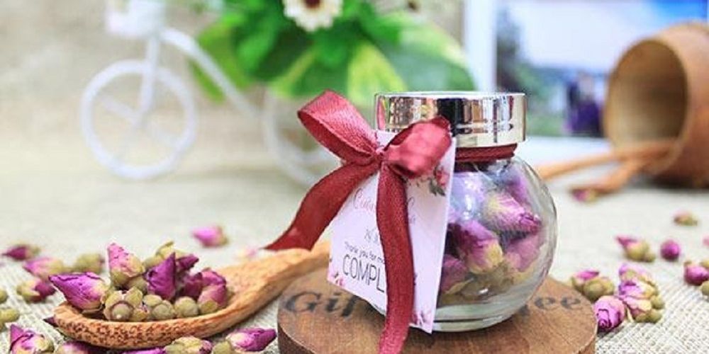 Tạo ấn tượng tốt và chân thành từ lần đầu gặp mặt với món quà độc đáo