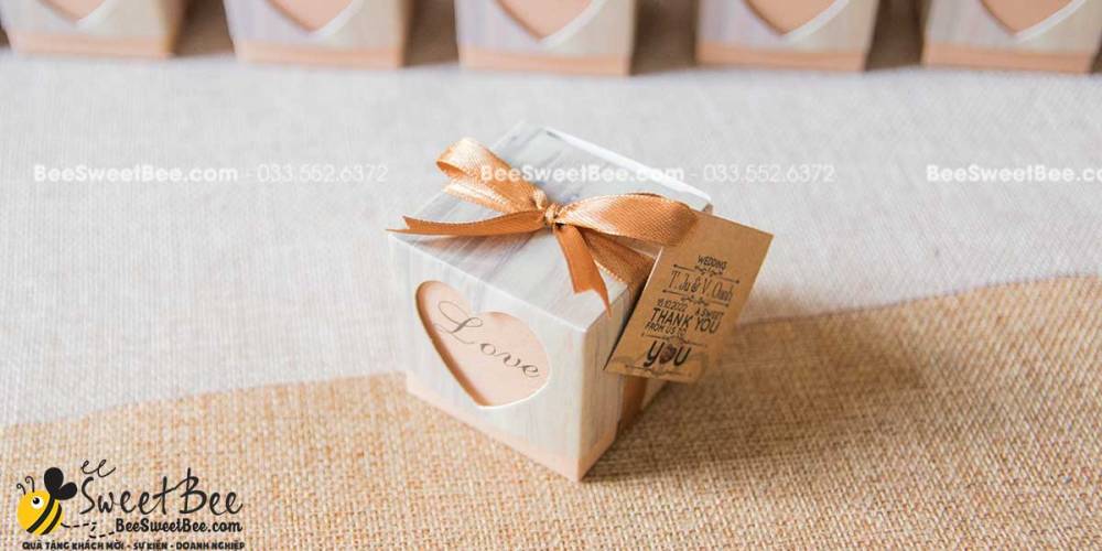 Quà đáp lễ đầy tháng cho em bé ý nghĩa