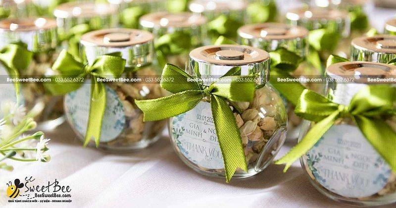 Kinh nghiệm chuẩn bị quà tặng sau tiệc cưới