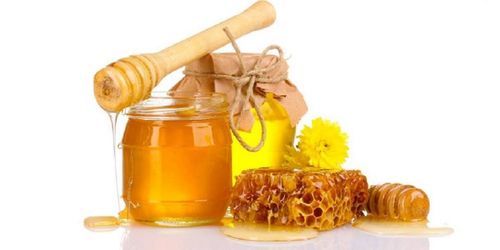 Tại sao nên dùng mật ong nguyên chất làm quà cưới tặng khách mời?
