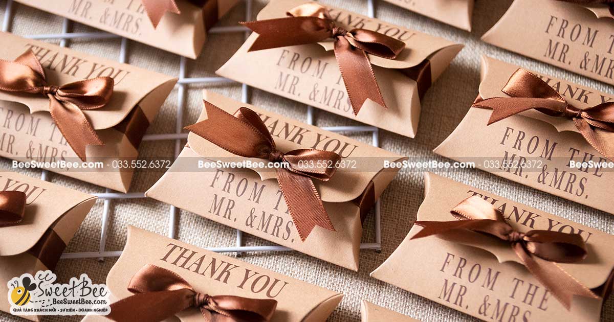 Quà tặng chocolate đáp lễ khách mời đám cưới của CDCR Minh Quân & Hoàng Yến 25/2/2023
