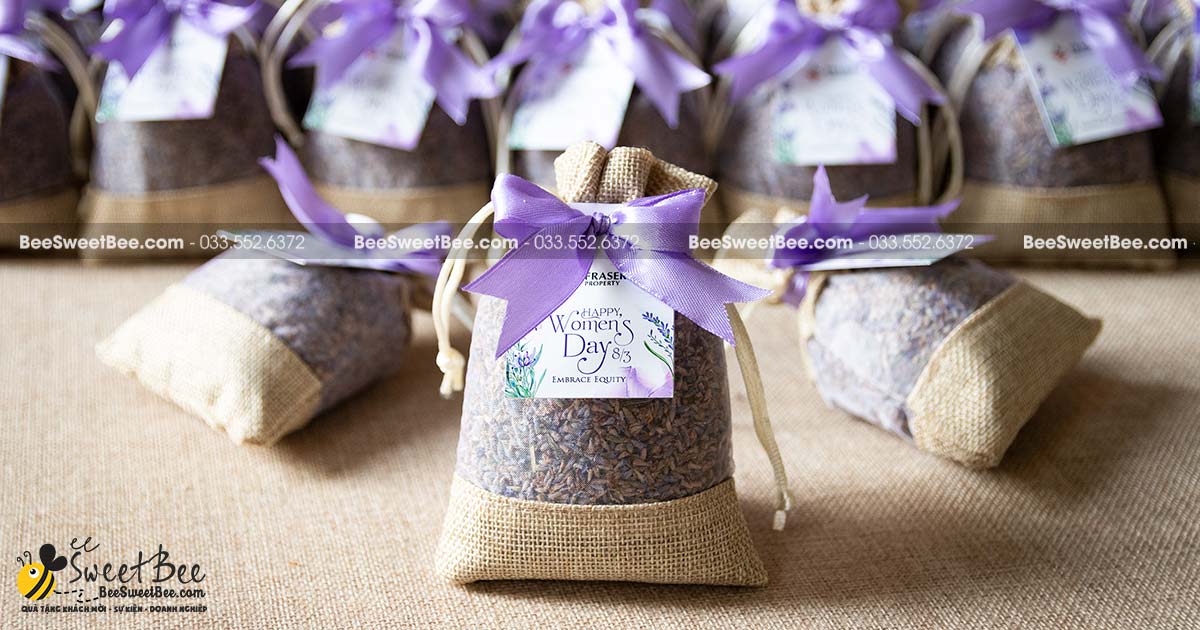 Quà tặng khách hàng túi thơm Lavender của tập đoàn Fraser Property đặt tại BeeSweetBee