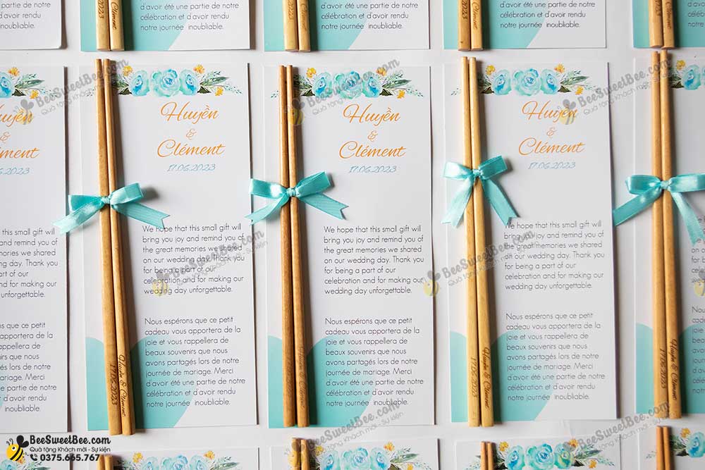Quà tặng đũa khắc tên đáp lễ khách mời đám cưới của cô dâu chú rể Huyền & Clement 17/06/2023