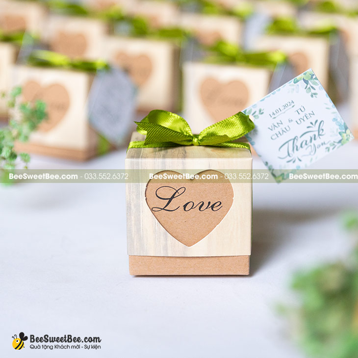 Set chocolate Love làm quà tặng khách mời của cô dâu chú rể Tú Uyên & Văn Châu 14/01/2024