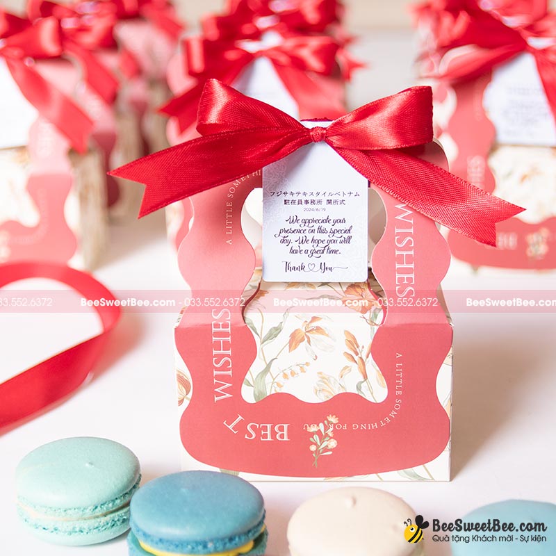 Quà tặng khách mời nhân dịp khai trương văn phòng đại diện của Fujisaka Textile 19/06/2024