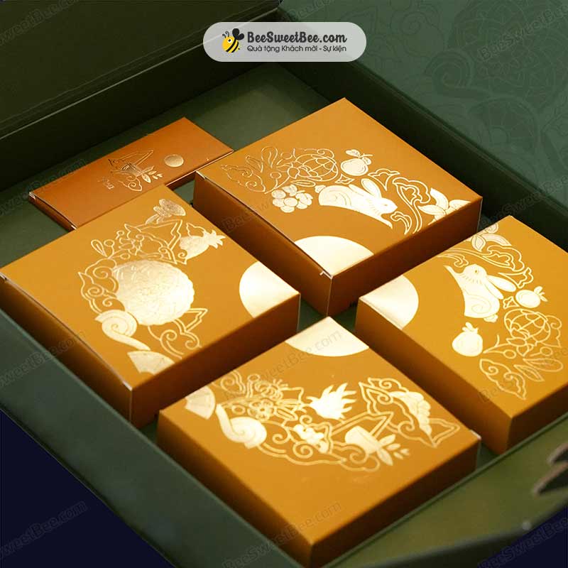 Set hộp sang trọng, rất phù hợp làm quà tặng của các doanh nghiệp