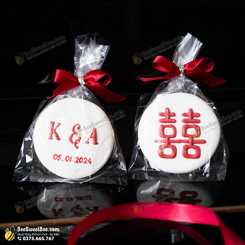 Quà tặng bánh quy đáp lễ khách mời đám cưới