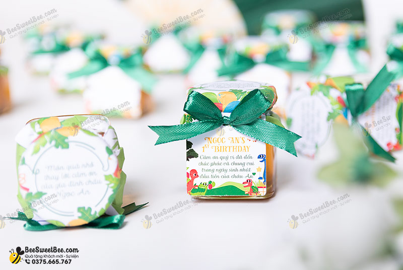 Quà tặng cho khách dự thôi nôi của gia đình bé Ngọc An 10/2024