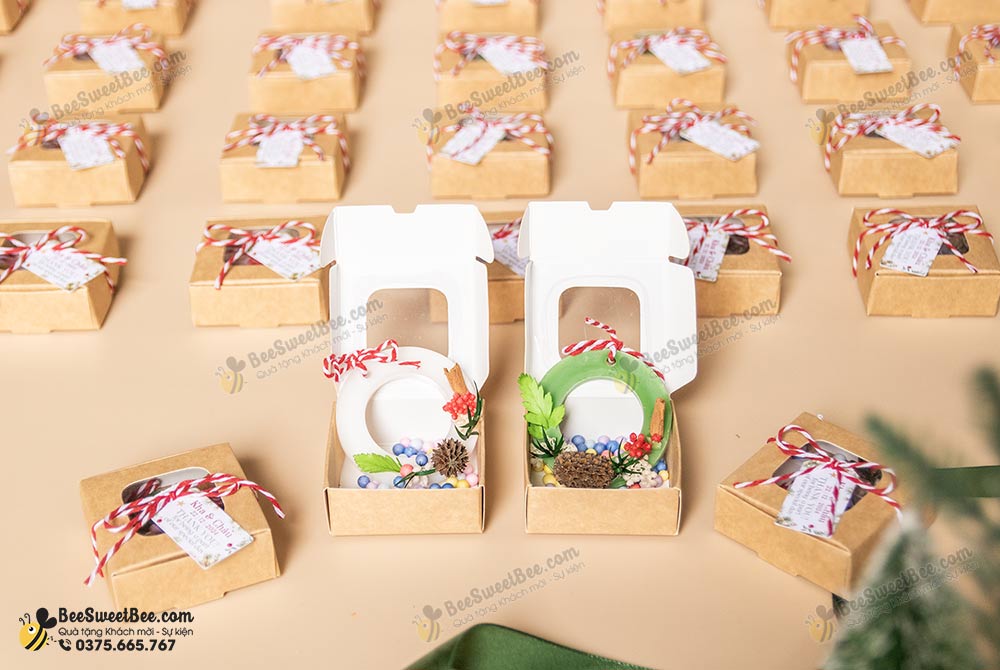 Quà tặng sáp thơm cho khách mời đám cưới của cô dâu chú rể Kha & Châu 22/12/2024