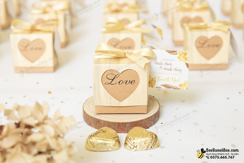 Quà tặng cảm ơn khách mời đám cưới của cô dâu chú rể Khắc Bình & Minh Thúy 16/03/2025.