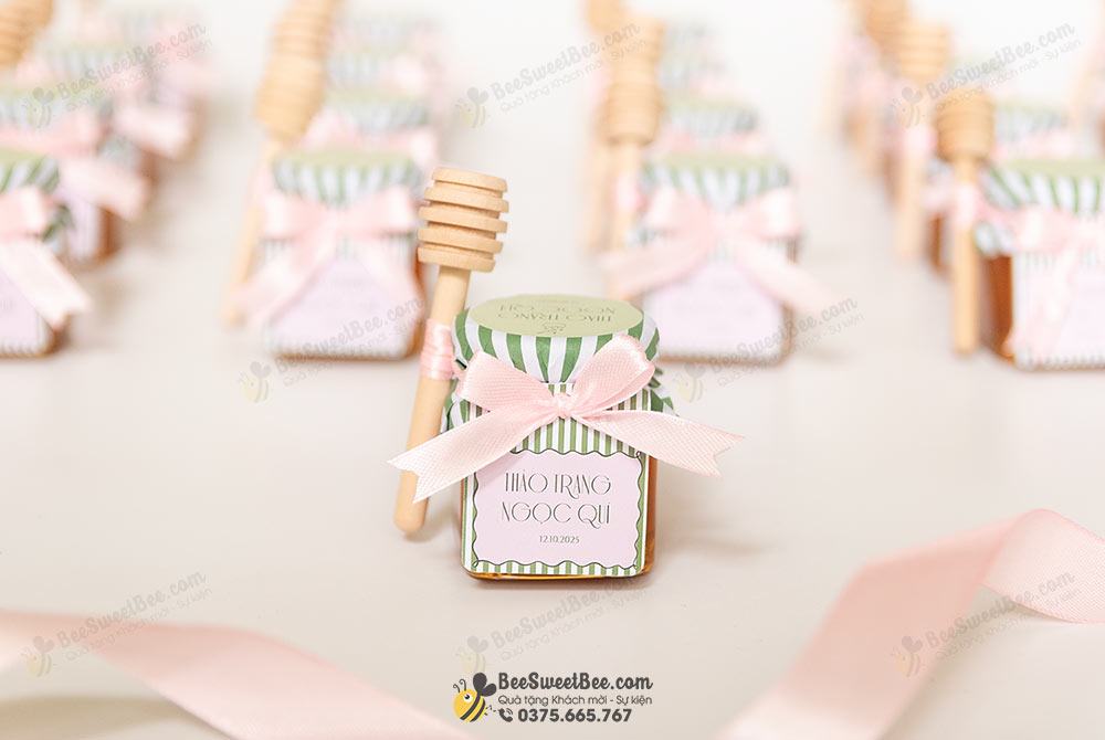 Quà tặng mật ong đáp lễ khách mời của cô dâu chú rể Thảo Trang & Ngọc Quí 12/10/2025