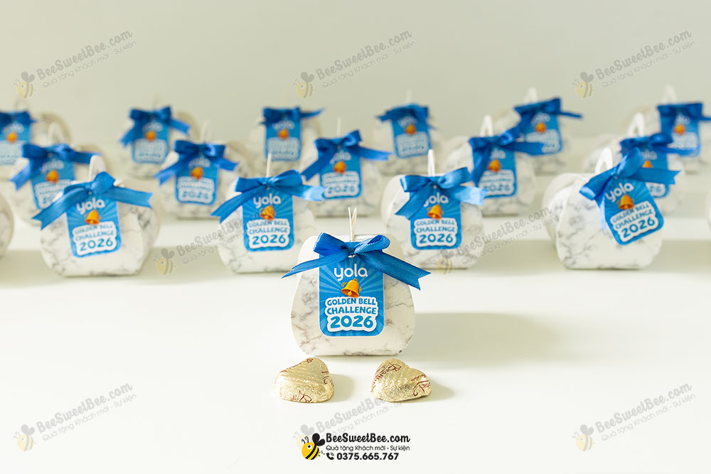 1000 set quà tặng chocolate cho học viên nhân sự kiện Golden Bell Challenge 2026 của trung tâm anh ngữ YOLA 08/2026.