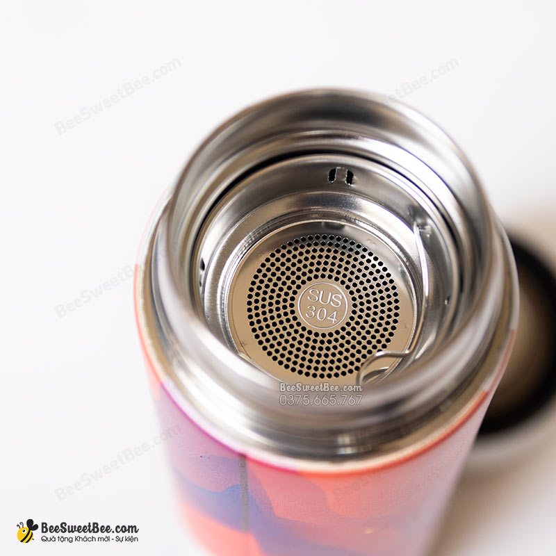 Bình giữ nhiệt tích hợp chức năng pha trà