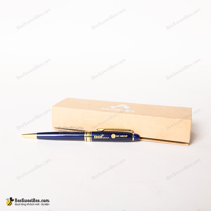 Bút kim loại khắc logo có kích thước 14cm