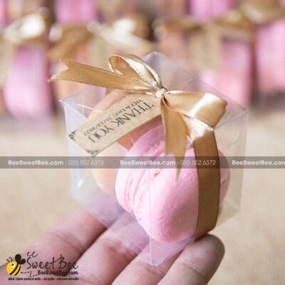 Bánh Macaron dành tặng khách mời của cô dâu chú rể Việt & Lily 31/12/2022- <a target='_blank' href='/qua-tang-banh-macaron-cho-khach-moi-hoi-nghi-q36.html'>Xem sản phẩm</a>
