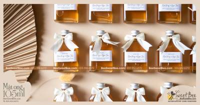 Quà tặng mật ong đáp lễ khách mời đám cưới của CDCR Quốc Hùng & Ngọc Trúc 8/7/2023- <a target='_blank' href='/qua-tang-mat-ong-chai-100ml-kem-that-no-va-tag-cam-on-q57.html'>Xem sản phẩm</a>