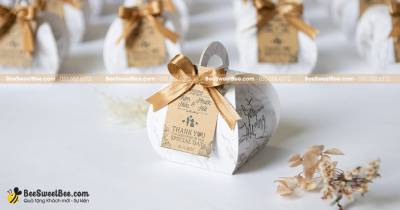 Quà đáp lễ khách mời đám cưới của CDCR Kim Hiếu & Phước Hải 26/11/2023- <a target='_blank' href='/qua-tang-khach-moi-chocolate-set-lovely-day-2-vien-q34.html'>Xem sản phẩm</a>