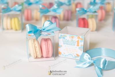 Set quà tặng bánh macaron cảm ơn khách mời thôi nôi của gia đình bé Hòa An 16/07/2025.- <a target='_blank' href='/qua-tang-banh-macaron-cho-khach-moi-hoi-nghi-q36.html'>Xem sản phẩm</a>
