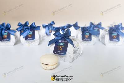 Quà tặng khách tour ACB của Vietluxtour 11/07/2026- <a target='_blank' href='/qua-tang-khach-moi-set-1-banh-macaron-q52.html'>Xem sản phẩm</a>