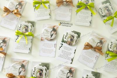 Set quà tặng nam châm kèm đồ khui nắp chai đáp lễ khách mời đám cưới của cô dâu chú rể Phúc & Ngân 08/08/2026- <a target='_blank' href='/qua-tang-do-khui-co-nam-cham-hit-tu-lanh-q153.html'>Xem sản phẩm</a>