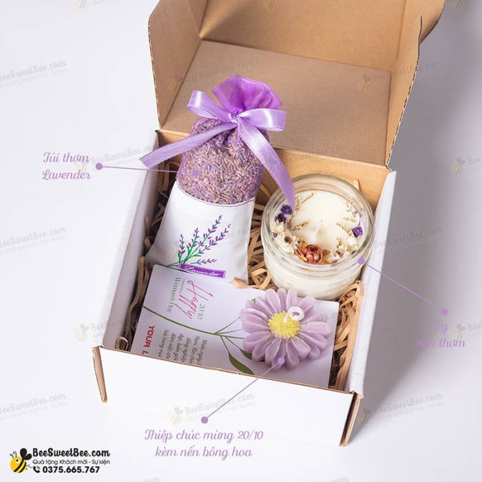 Set quà tặng thích hợp cho chị em SB017: Túi thơm lavender - Nến bông hoa + Thiệp - Hũ nến thơm