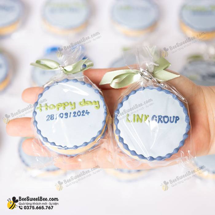 Quà tặng bánh quy vẽ logo công ty - sự kiện - tiệc đám cưới cookie icing