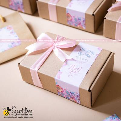 Set quà tặng Bee VI cho khách mời