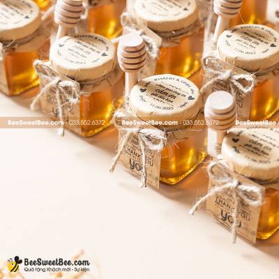 Quà tặng mật ong hũ vuông 55ml + Trang trí giấy kraft bọc nắp lọ + Que gỗ lấy mật