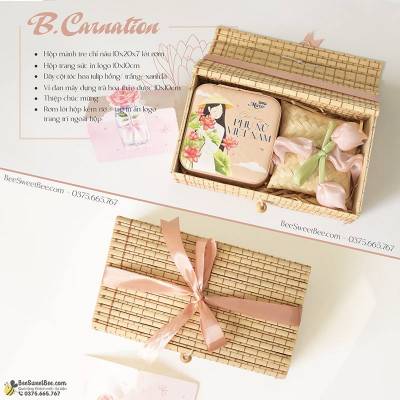 Set quà tặng B.Carnation: Hộp đựng trang sức - Dây cột tóc - Ví đan mây đựng trà hoa